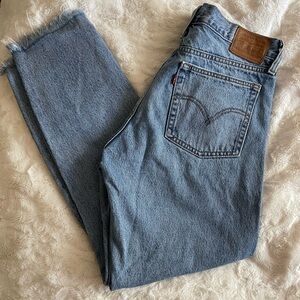 levi’s wedgie jeans